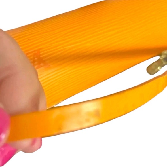 Authentic Louis Vuitton baby Papillion 16328 - Picture 9 of 11